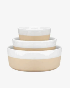 WAGGO Textured Dipper Ceramic Dog Bowl In White 8 WAGGO Textured Dipper Ceramic Dog Bowl In White -Pet Sale Shop 2 bc34b18d 25d6 4abe 8b98 7288efda392d