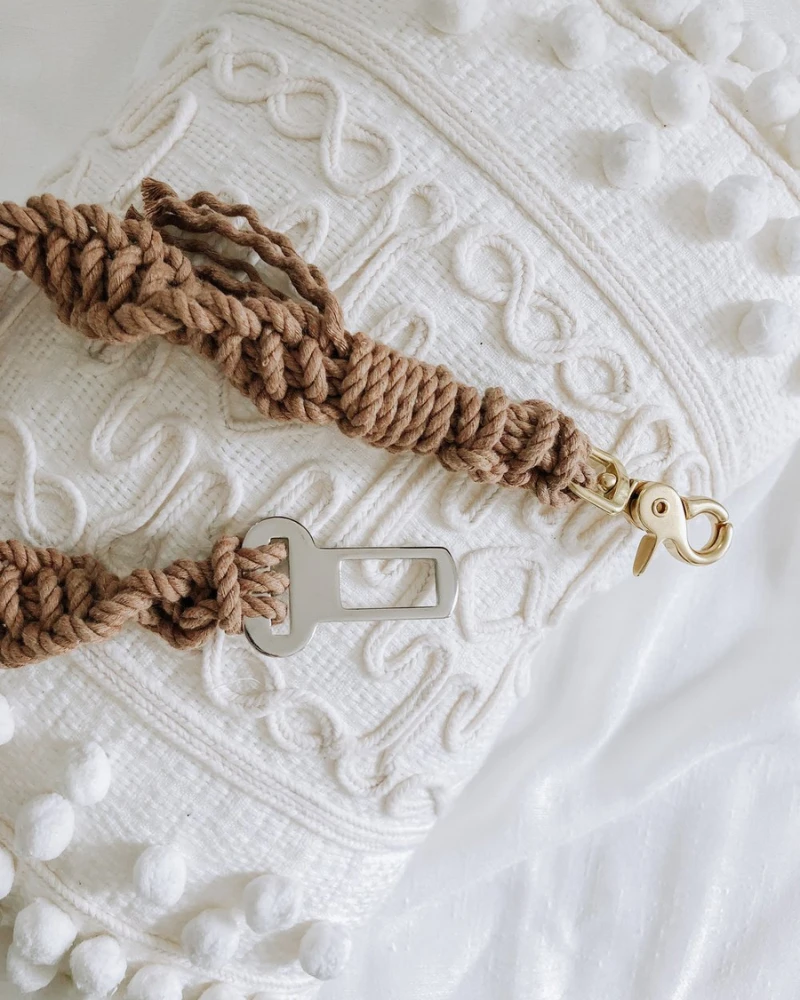 EMBER & IVORY Macrame Seat Belt Dog Restraint In Brown (Made In The USA) 4 EMBER & IVORY Macrame Seat Belt Dog Restraint In Brown (Made In The USA) - Image 4