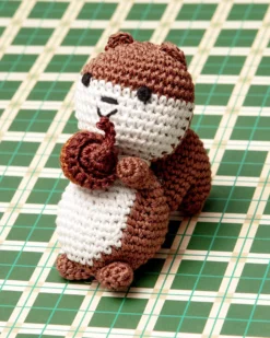 KNIT KNACKS Slappy The Happy Squirrel Organic Knit Dog Toy