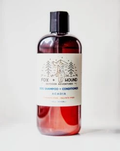 FOX + HOUND Acadia Dog Shampoo & Conditioner In Amber + Cedar Scent