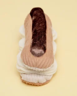 LAMBWOLF COLLECTIVE Eclair Enrichment Dog Toy -Pet Sale Shop Dog Co 1C5A7766
