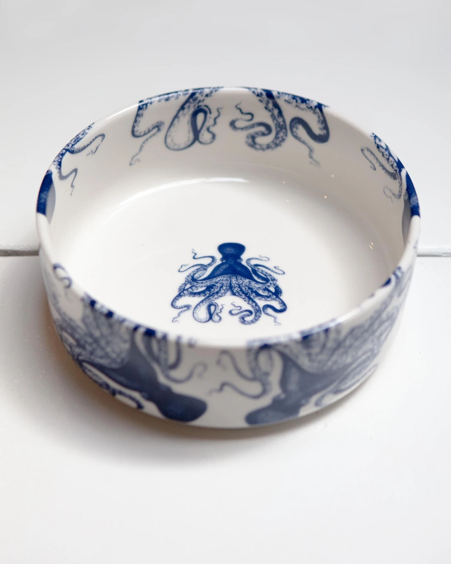 CASKATA Lucy Squid Dog Bowl 1 CASKATA Lucy Squid Dog Bowl