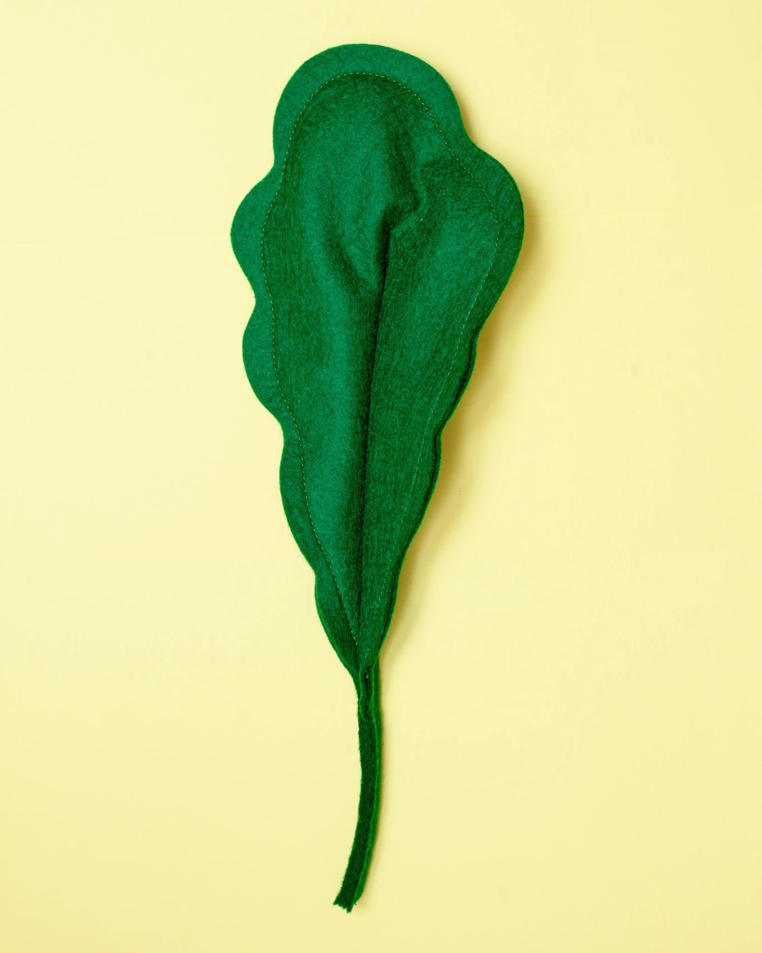 CIAO GATTO Crunchy Kitty Kale Catnip Toy 2 CIAO GATTO Crunchy Kitty Kale Catnip Toy - Image 2