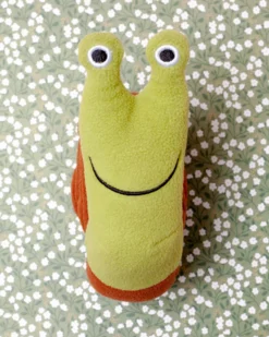 INJOYA Snail Interactive & Snuffle Dog Toy -Pet Sale Shop Dog Co MG 3290