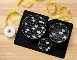 ORE PET Silicone Feeding Placemat In Black -Pet Sale Shop ORE PET Silicone Placemat in Black 2