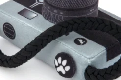 P.L.A.Y. Lens Licker Camera Dog Toy -Pet Sale Shop PLAY Globetrotter Toy Camera 3 High Res scaled