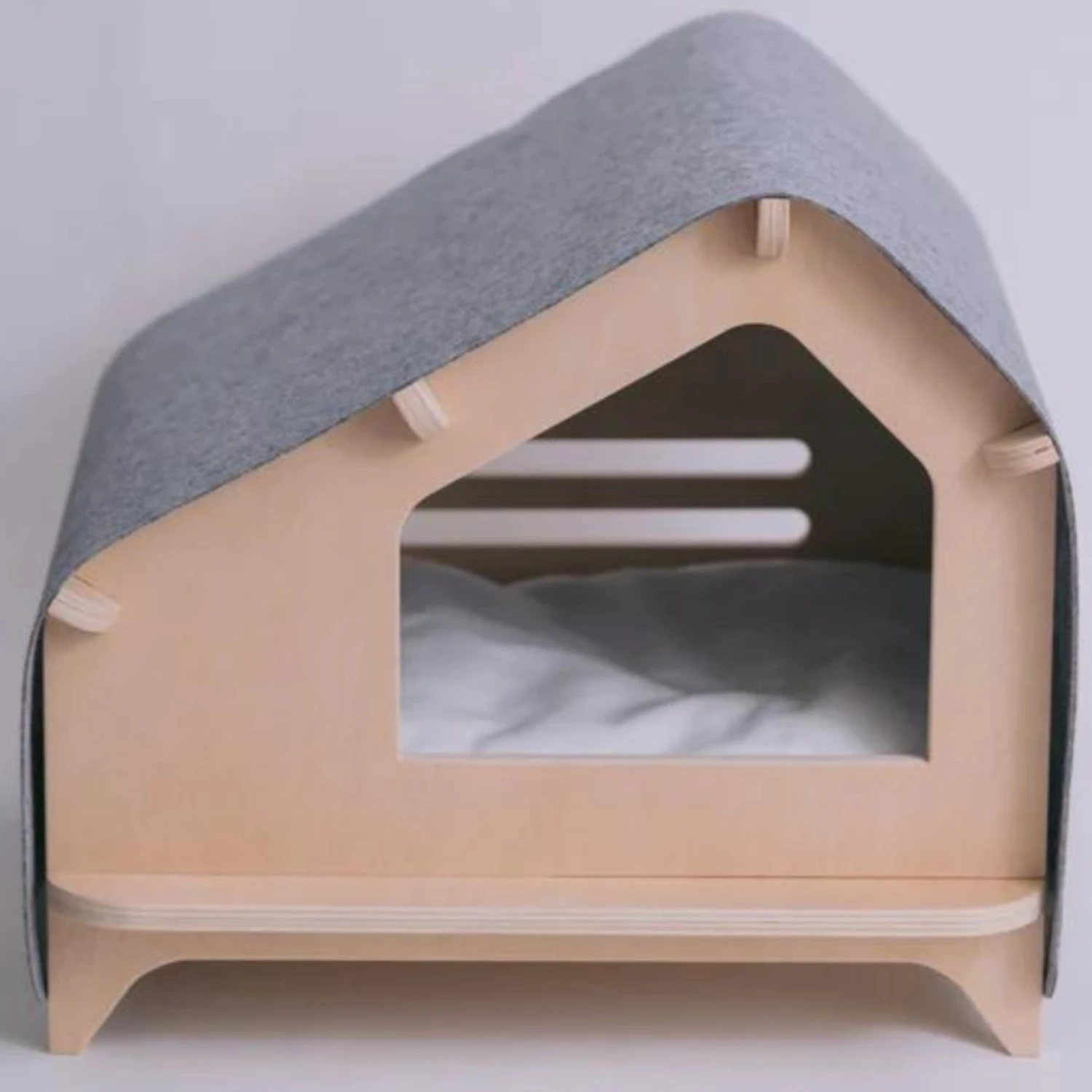 RAWRY PETS The Little Pet Cabin In Light Grey (FINAL SALE) 2 RAWRY PETS The Little Pet Cabin In Light Grey (FINAL SALE) - Image 2